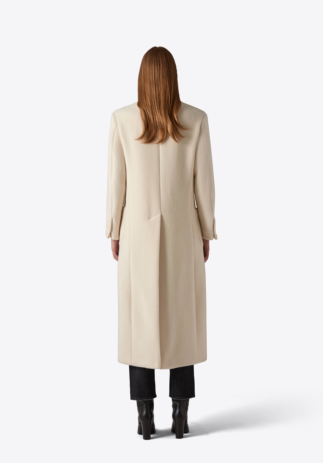 コート BALMAIN Woman Coat White BF0TE160WB72 0FA Balmain 2-Button single-breasted Crepe Blazer | White | FARFETCH